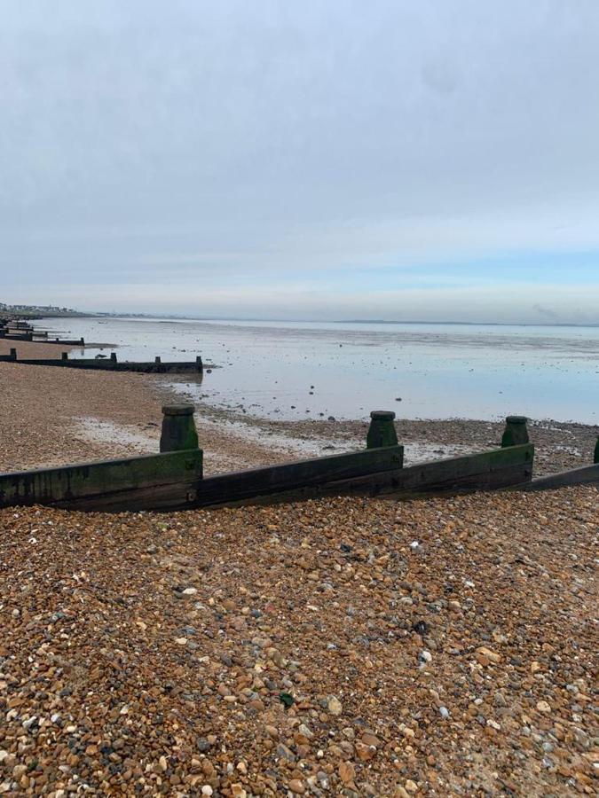 Central Townhouse Whitstable Exterior photo
